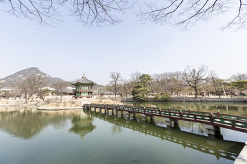 Obraz premium Hyangwonjeong Pavilion