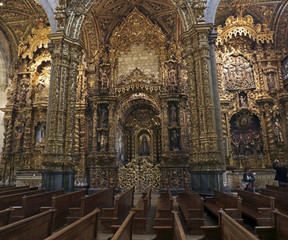 San Francisco lateral altars