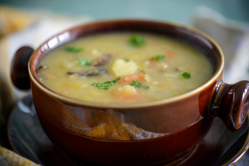 Vegane Kartoffelcremesuppe