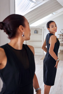 Business Woman Dressing Mirror