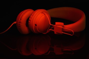 Casque audio orange