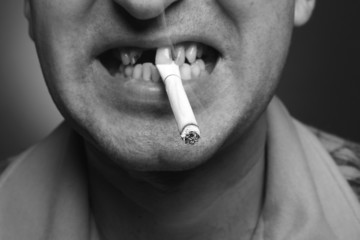 Naklejka premium Bad teeth smoker