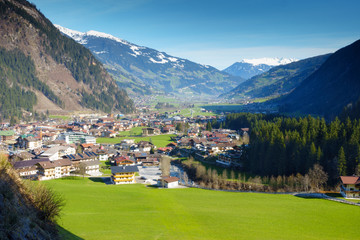 Fototapeta na wymiar Mayrhofen im Zillertal