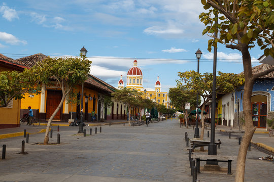 La Calzada street view from Granada, Nicaragua