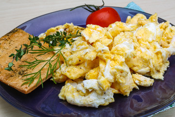 Scrambled eggs with tomato