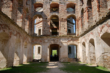 Fototapeta premium Krzyżtopór castle