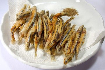 キビナゴの唐揚げ