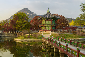 Fototapeta premium Pawilon koreański w Pałacu Gyeongbokgung, Seul, Korea Południowa.