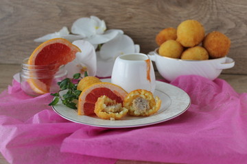 Arancini with meat filling