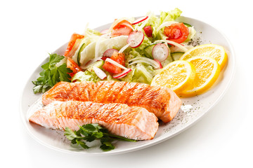 Grilled salmon and vegetables