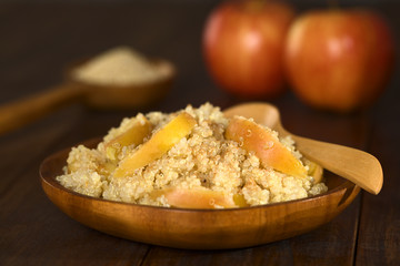 Quinoa porridge with apple and cinnamon