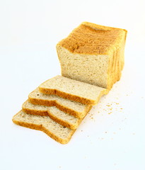 pain de mie complet,isolé,fond blanc