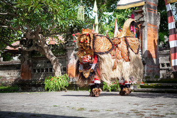 Barong Dance show, Indonesian  mythology perform