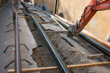 Cantiere lavori in corso, rifacimento stradale, tubazioni