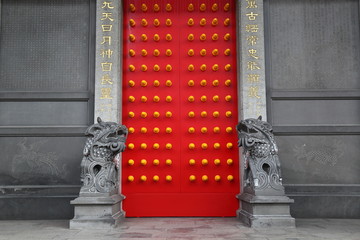 中国寺院の門