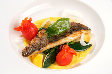 Fried fish with vegetables