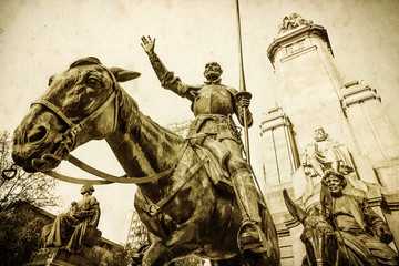 Don Quijote Statue in Madrid, nostalgisch texturiert