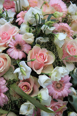 Bridal flower arrangement in pink and white
