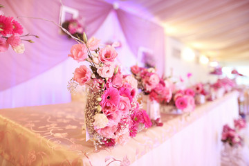 Beautifully decorated wedding table with flowers