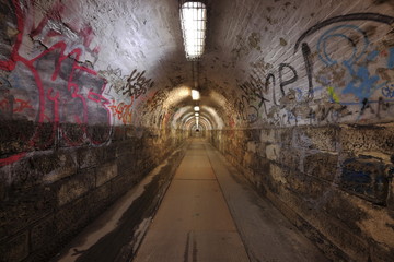 Tunnel