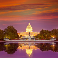 Obraz premium Capitol building sunset Washington DC congress