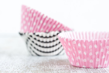 paper baking cups for muffin and cupcakes