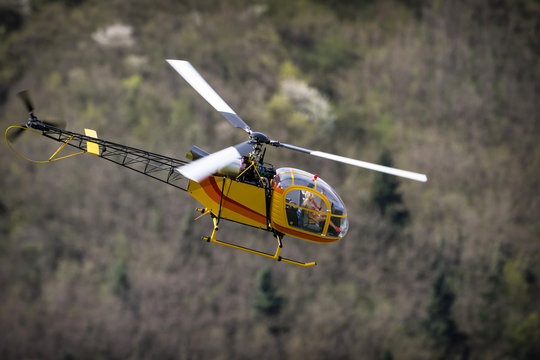 elicottero R.C.