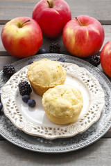Muffins with apple