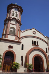 Fototapeta na wymiar Iglesia Santa Cruz de Manga