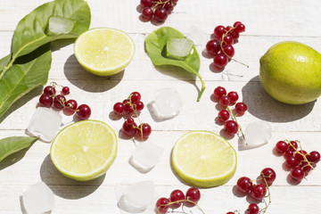 Lime, ice and berries