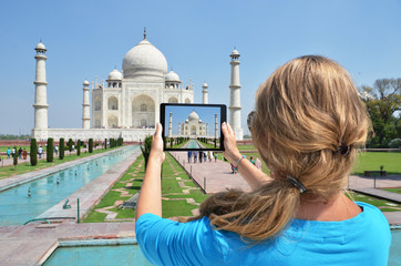 Taj Mahal on the screen of a tablet. Agra, India - 81511020
