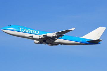 Boeing 747-400 take-off - obrazy, fototapety, plakaty