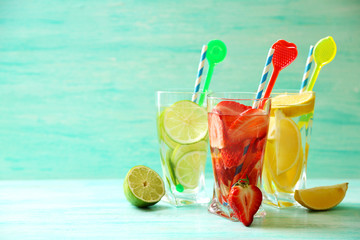 Cocktails with fresh strawberries and lemon lime