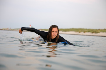 Surfergirl