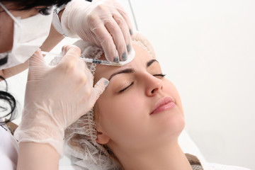 Obraz na płótnie Canvas Rejuvenation procedure in beauty clinic
