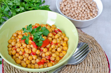 Chickpea stew with vegetables