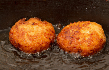 fried cheesecakes