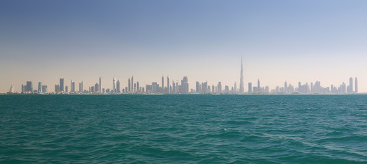 Fototapeta premium Skyline of Dubai (United Arab Emirates)