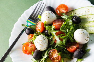 Vegetable salad with mozzarella