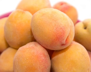 peaches macro