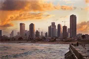 Zelfklevend Fotobehang Tel Aviv -  The coast under old Jaffa and the city in morning © Renáta Sedmáková