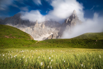Obraz premium Pale di San Martino