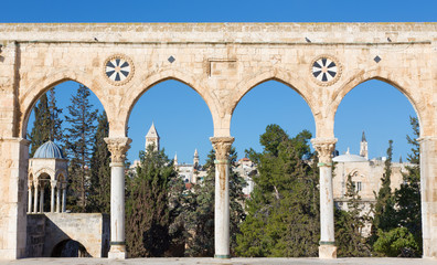 Fototapeta na wymiar Jerusalem - west gate on the Temple Mount