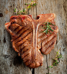 T-bone Steak gegrillt