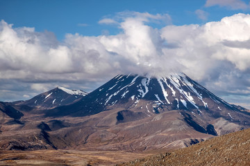 Fototapeta premium Mount Ngauruhoe im Tongariro Nationalpark