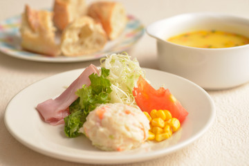 朝ごはん