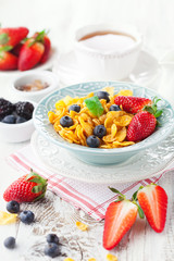 Cornflakes with berries