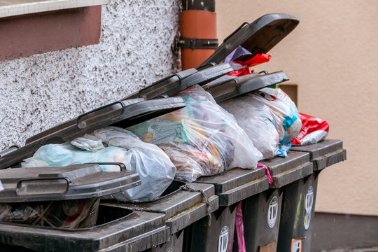 M&uuml;ll Container Abfallwirtschaft