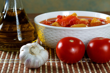 letcho with tomato garlic and olive oil