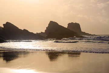 Felsen und Meer